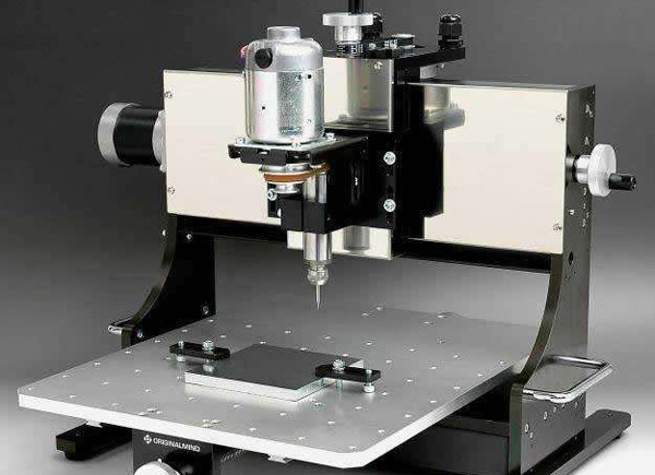 雕刻機(jī)的日常保養(yǎng)維護(hù)